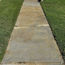 Amazing-Driveway-Sidewalks-Walkway-Cleaning-in-Clermont-Rust-Stains-Gone-Curb-Appeal-Restored 1