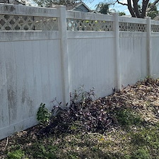 Clean-Surface-Solutions-Brings-New-Life-to-a-Vinyl-Fence-in-Clermont 0