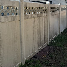 Clean-Surface-Solutions-Brings-New-Life-to-a-Vinyl-Fence-in-Clermont 1