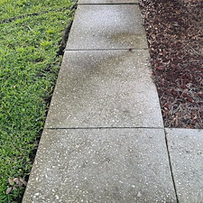 Concrete-Cleaning-in-Clermont-FL-Driveways-Sidewalks-Walkways 2