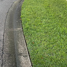 Concrete-Cleaning-in-Clermont-FL-Driveways-Sidewalks-Walkways 5