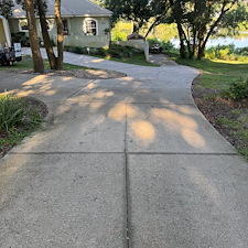 Driveway-Cleaning-in-Clermont-FL-An-Incredible-Concrete-Transformation 10
