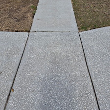Driveway-Pressure-Washing-in-Clermont-FL-Professional-Concrete-Cleaning 4