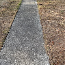 Driveway-Pressure-Washing-in-Clermont-FL-Professional-Concrete-Cleaning 3