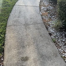 Driveway-Sidewalk-Walkway-Cleaning-in-Clermont-FL-Professional-Pressure-Washing-with-Stunning-Results 7