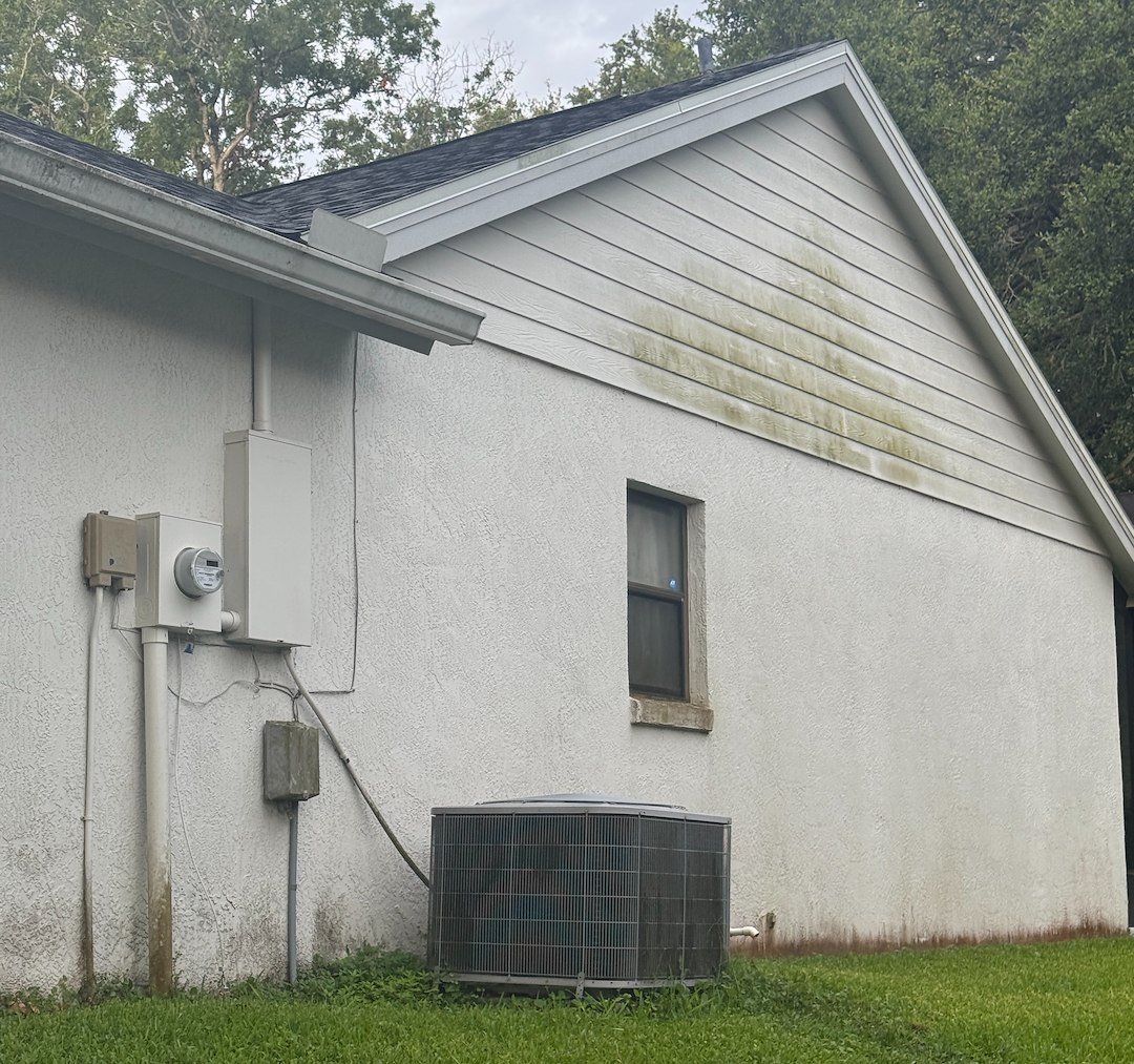 House Washing in Clermont, Minneola & Surrounding Areas