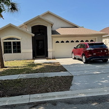 Look-at-the-Difference-Driveway-Cleaning-in-Clermont-FL 1