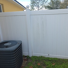 Professional-Fence-Washing-in-Minneola-FL 1
