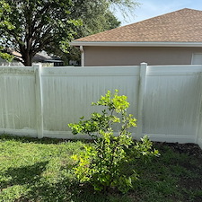 Professional-Fence-Washing-Services-in-Minneola-FL-Surrounding-Areas 4