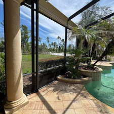 Professional-Pool-Deck-Screen-Enclosure-Cleaning-in-Bella-Collina 2