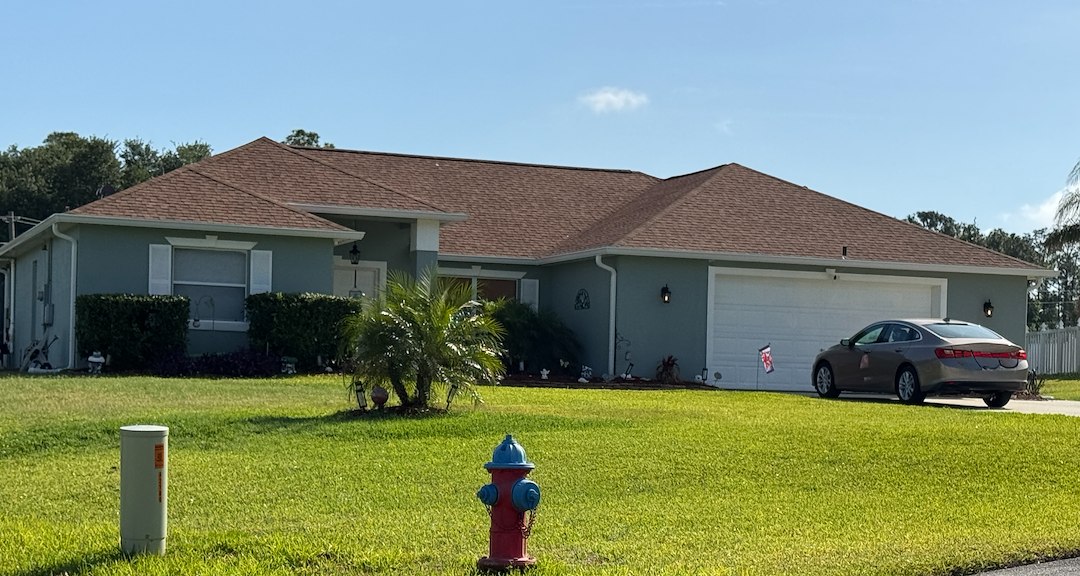 Roof Cleaning in Clermont, FL That Made This Home Look Years Newer