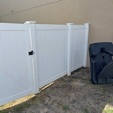 Vinyl-Fence-Cleaning-in-Clermont-FL-Make-Your-Fence-Look-Like-New-Again-in-Just-One-Day 7