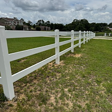 Vinyl-Fence-Cleaning-in-Montverde-FL-Algae-Mildew-Lichen-Removal 5